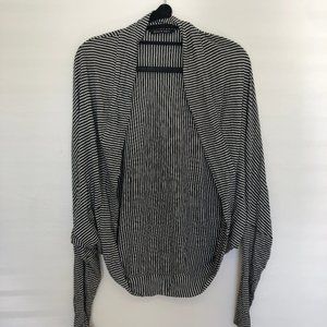 Black Halo, Cropped long sleeve